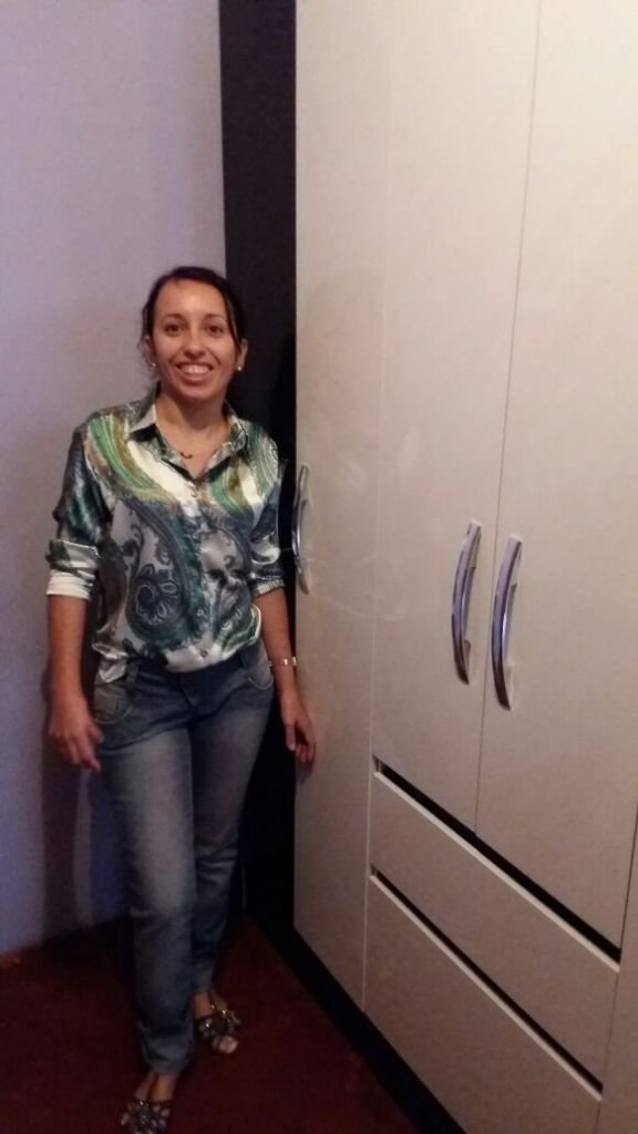Selma Azevedo recebe em casa os seus prêmios - sorteados no final da campanha Show de Prêmios CDL + Brumado 2017