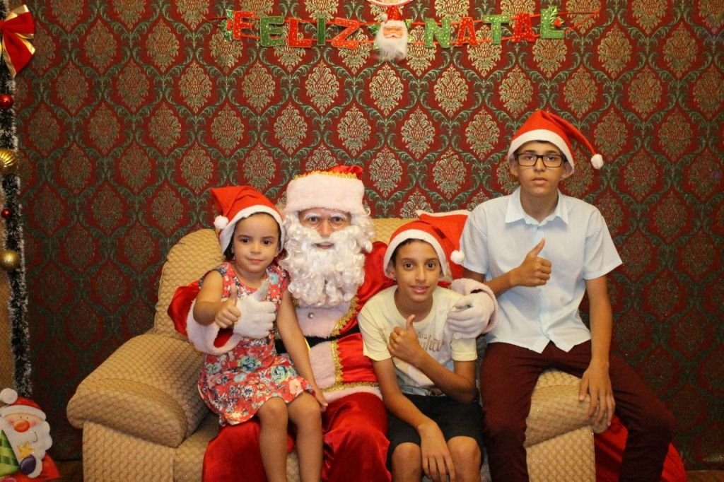A alegria continua na casa do papai noel!