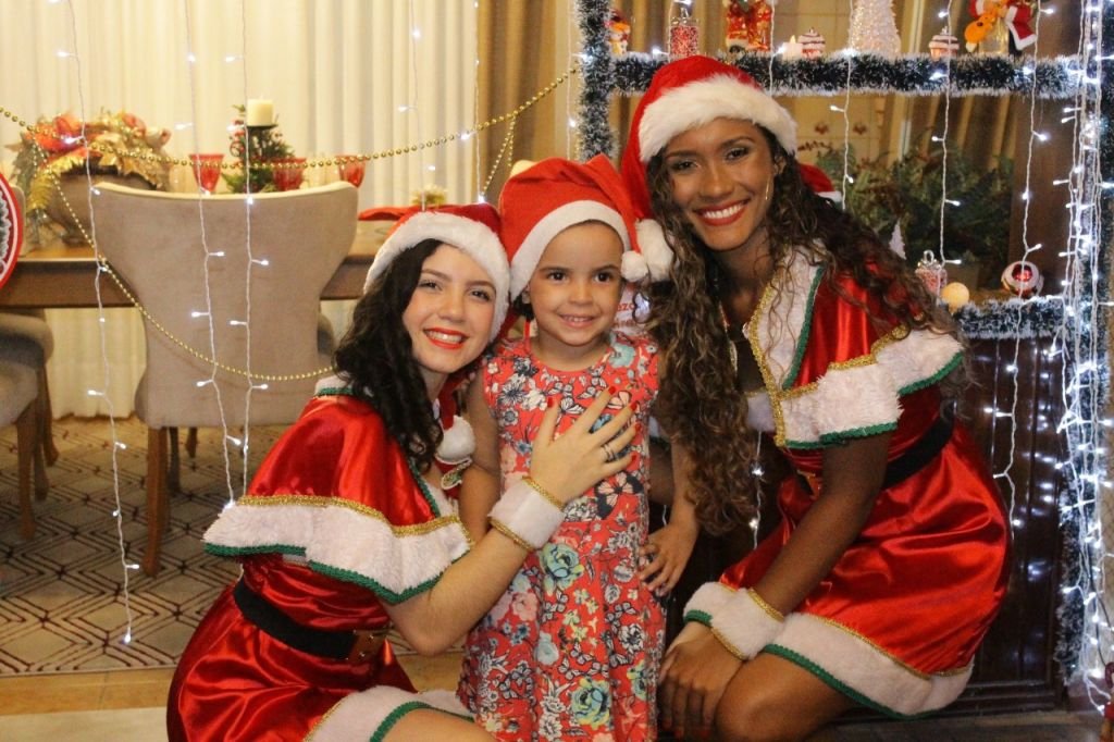 A alegria continua na casa do papai noel!