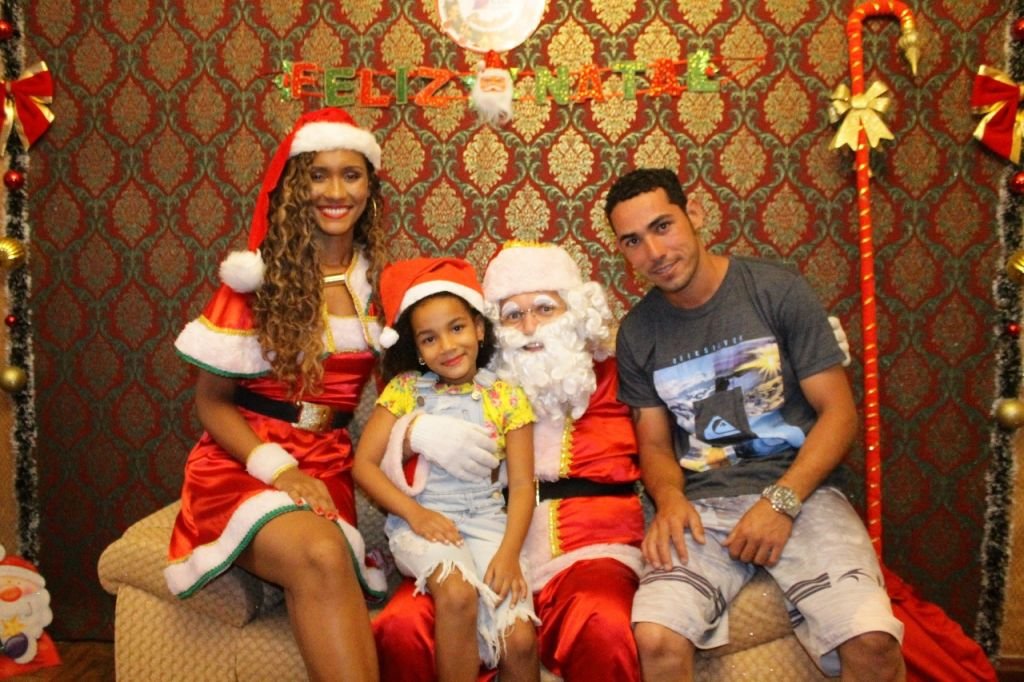 A alegria continua na casa do papai noel!