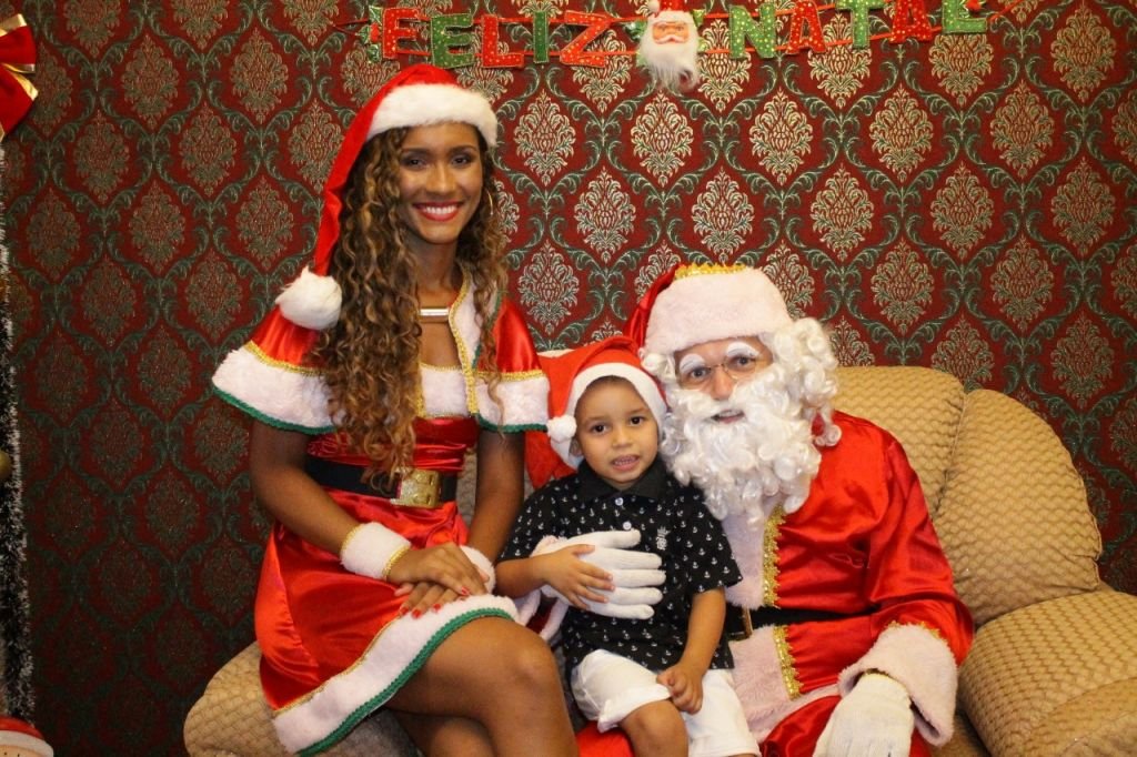 A alegria continua na casa do papai noel!