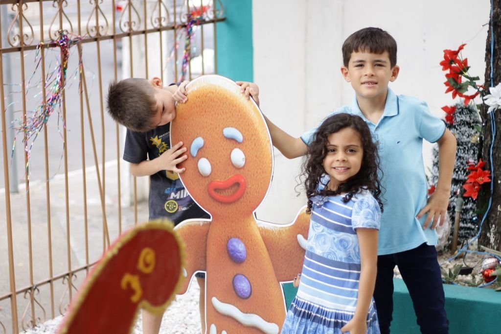 A alegria continua na casa do papai noel!