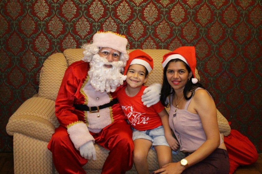A alegria continua na casa do papai noel!