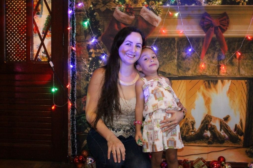 A alegria continua na casa do papai noel!