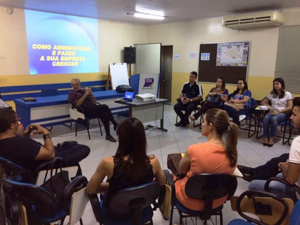 Seminário de Gestão Empresarial na CDL de Brumado: com professor e mentor José Carlos Silva