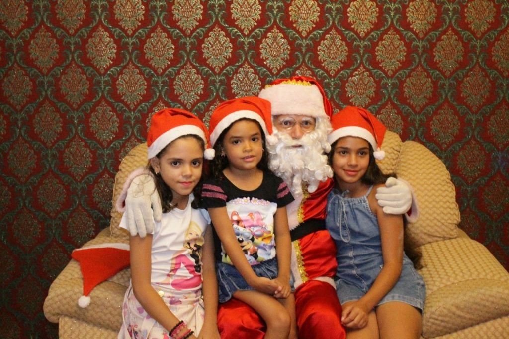 A alegria continua na Casa do Papai Noel!