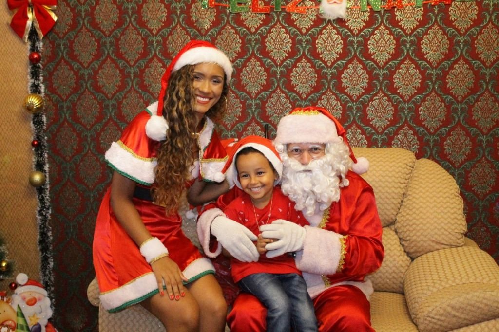 A alegria continua na Casa do Papai Noel!