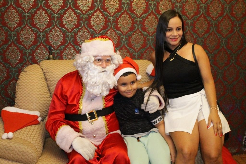A alegria continua na Casa do Papai Noel!