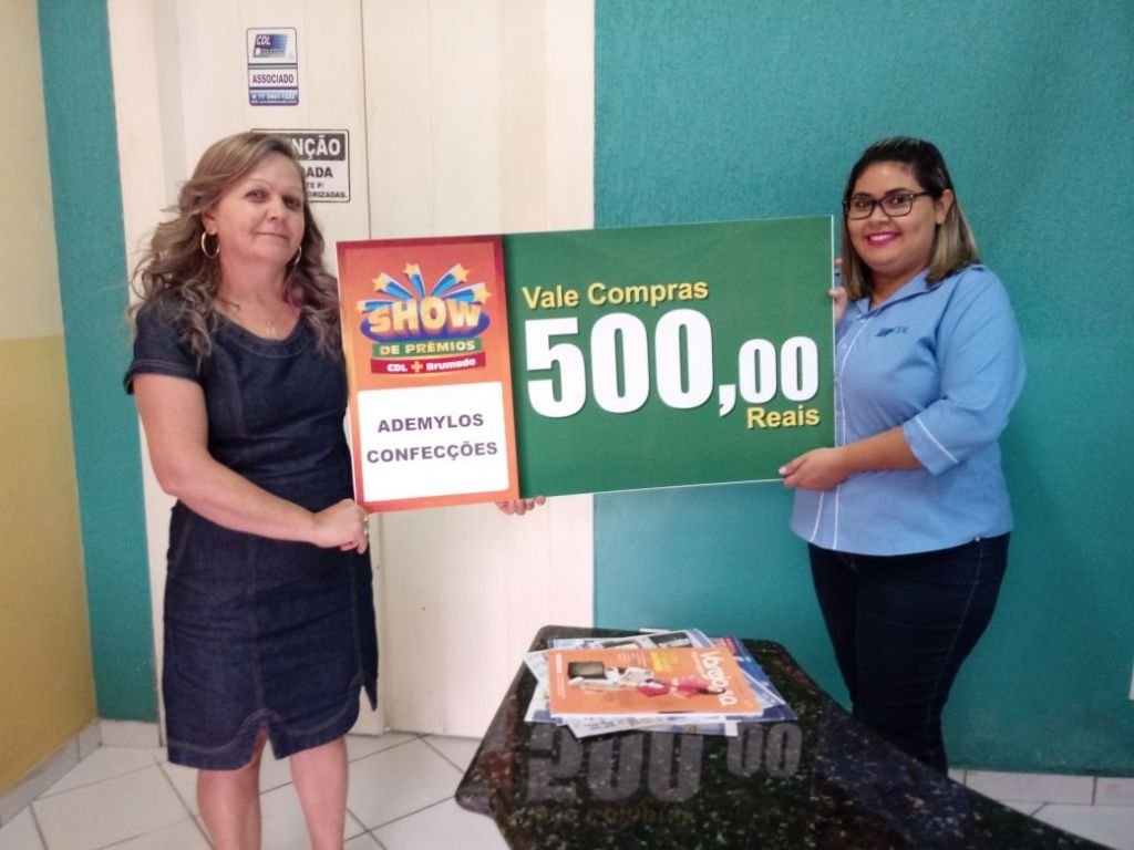 Ganhadores dos vale-compras que participaram da Campanha Show de Prêmios CDL + Brumado
