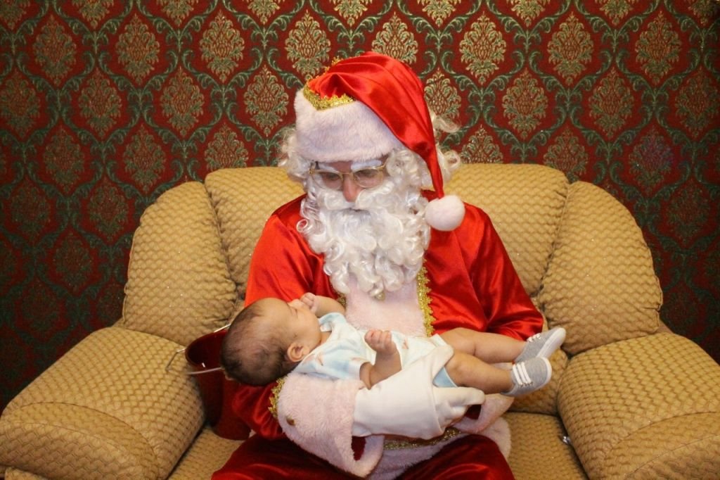 CDL de Brumado apresenta a Casa do Papai Noel