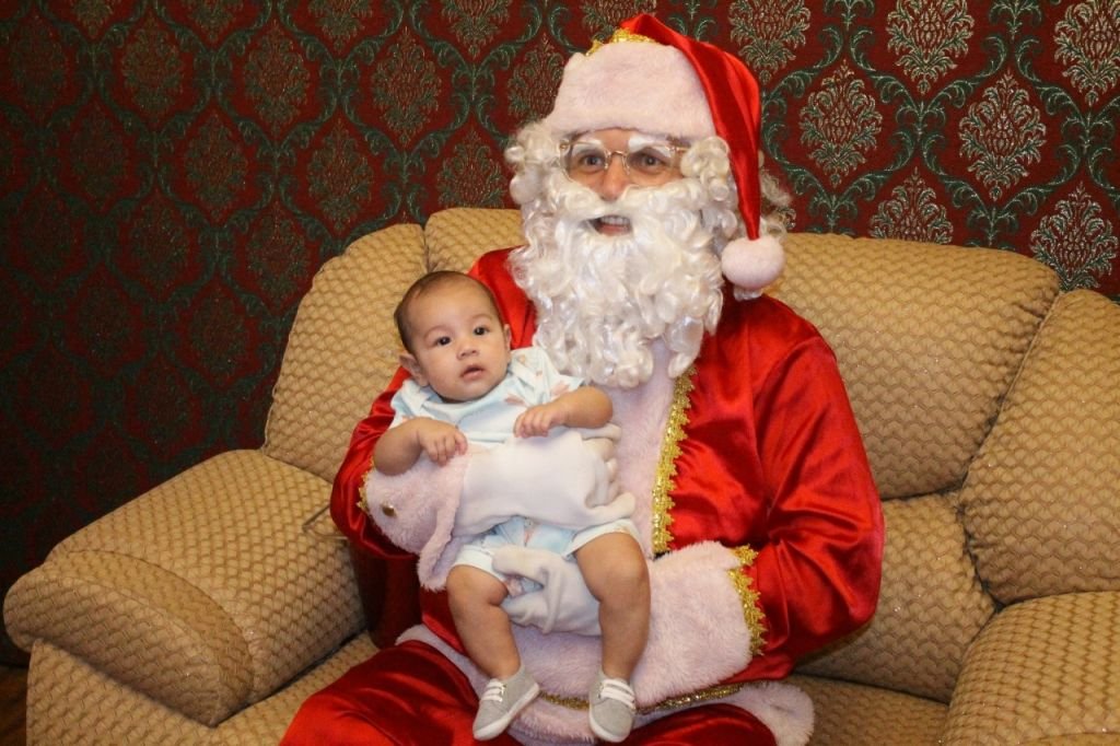 CDL de Brumado apresenta a Casa do Papai Noel