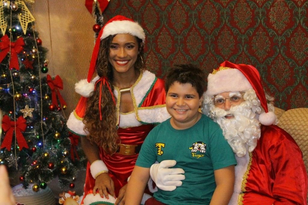 CDL de Brumado apresenta a Casa do Papai Noel