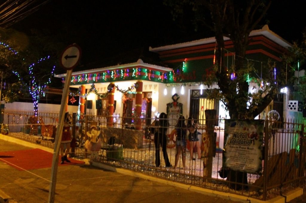 CDL de Brumado apresenta a Casa do Papai Noel