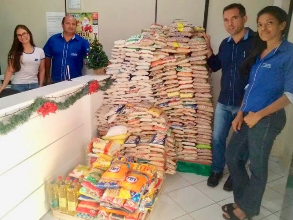Campanha NATAL SOLIDÁRIO da CDL de Brumado arrecadou mais  de uma tonelada de alimentos
